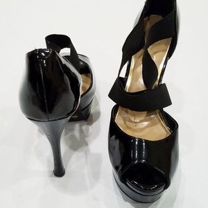 Jessica Simpson platform Pumps